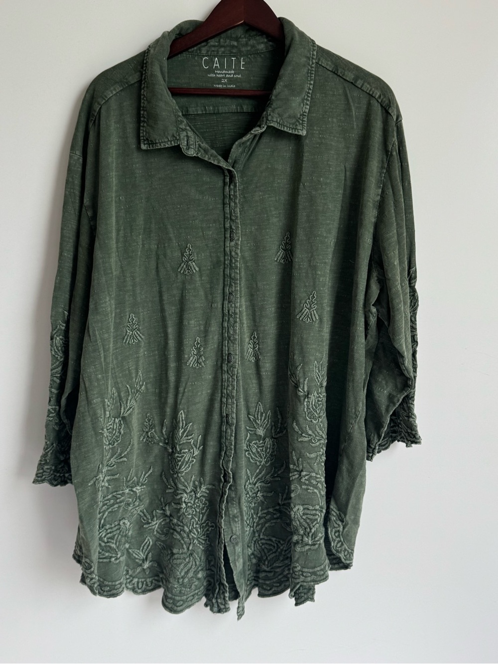 Caite Handmade Dark Green 2X Women Button Down Blouse Embroidered Floral Boho